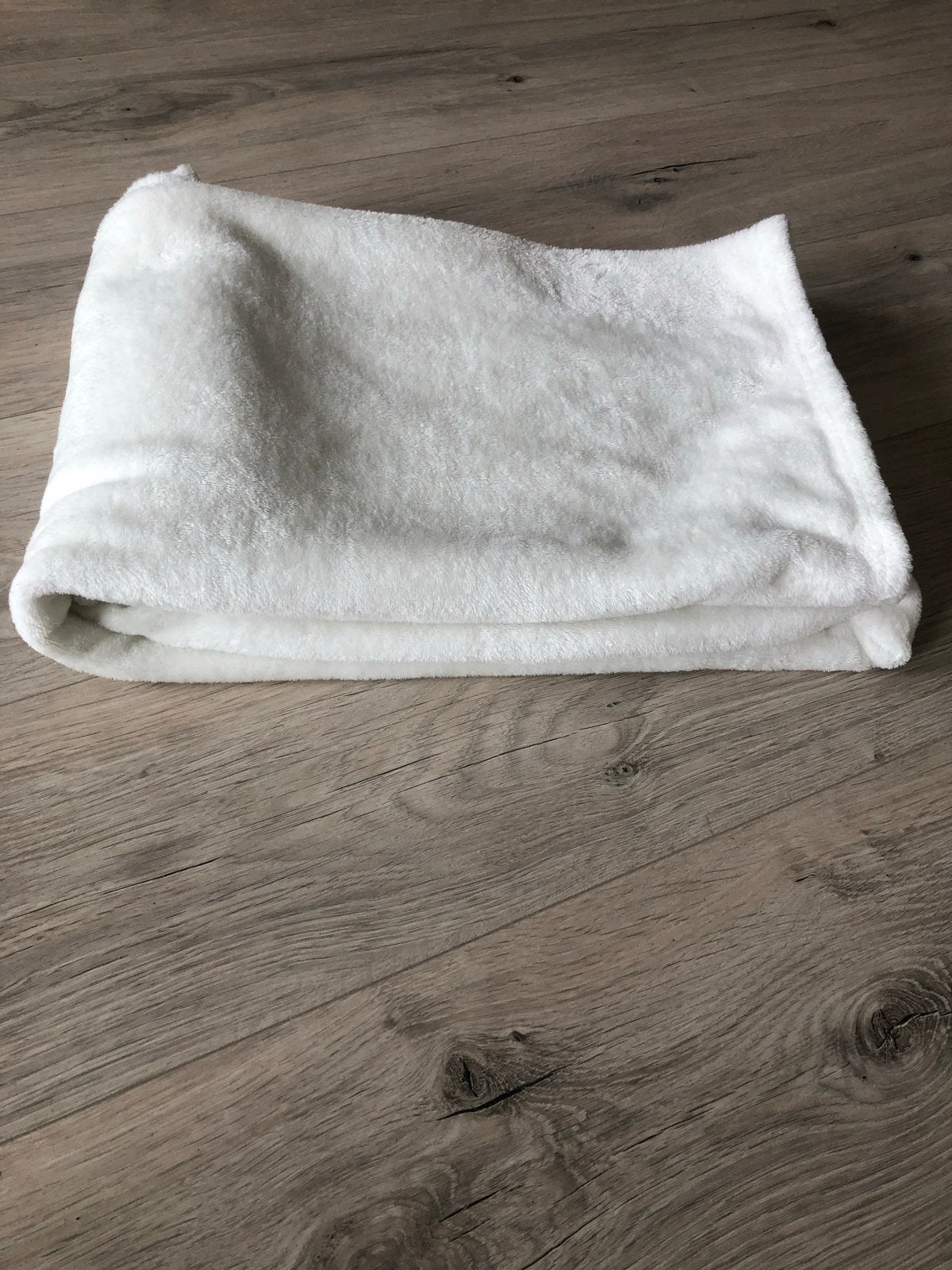 Zacht wit fleece deken, Ophalen of Verzenden, Zo goed als nieuw
