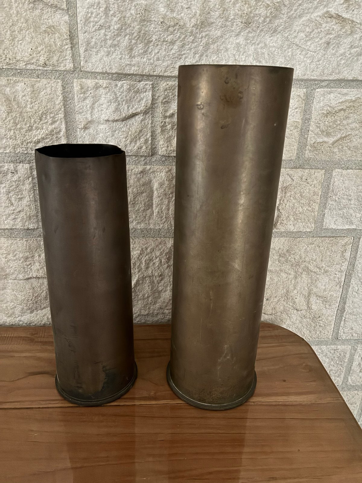 2 koperen hulzen uit de oorlogsjaren (1942 & 1944), Ophalen of Verzenden, Overige soorten, Overige gebieden, Hulzen of Bodemvondsten