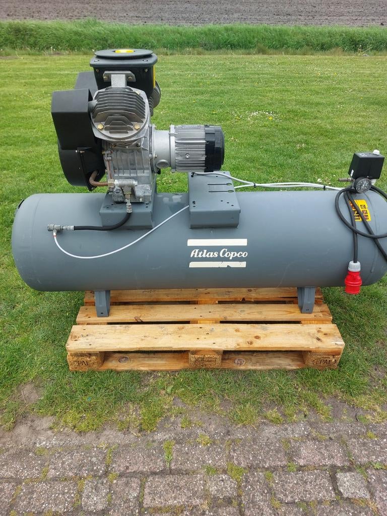 Compressor merk atlas copco, 100 liter of meer, Ophalen of Verzenden, Gebruikt, 400 tot 800 liter/min
