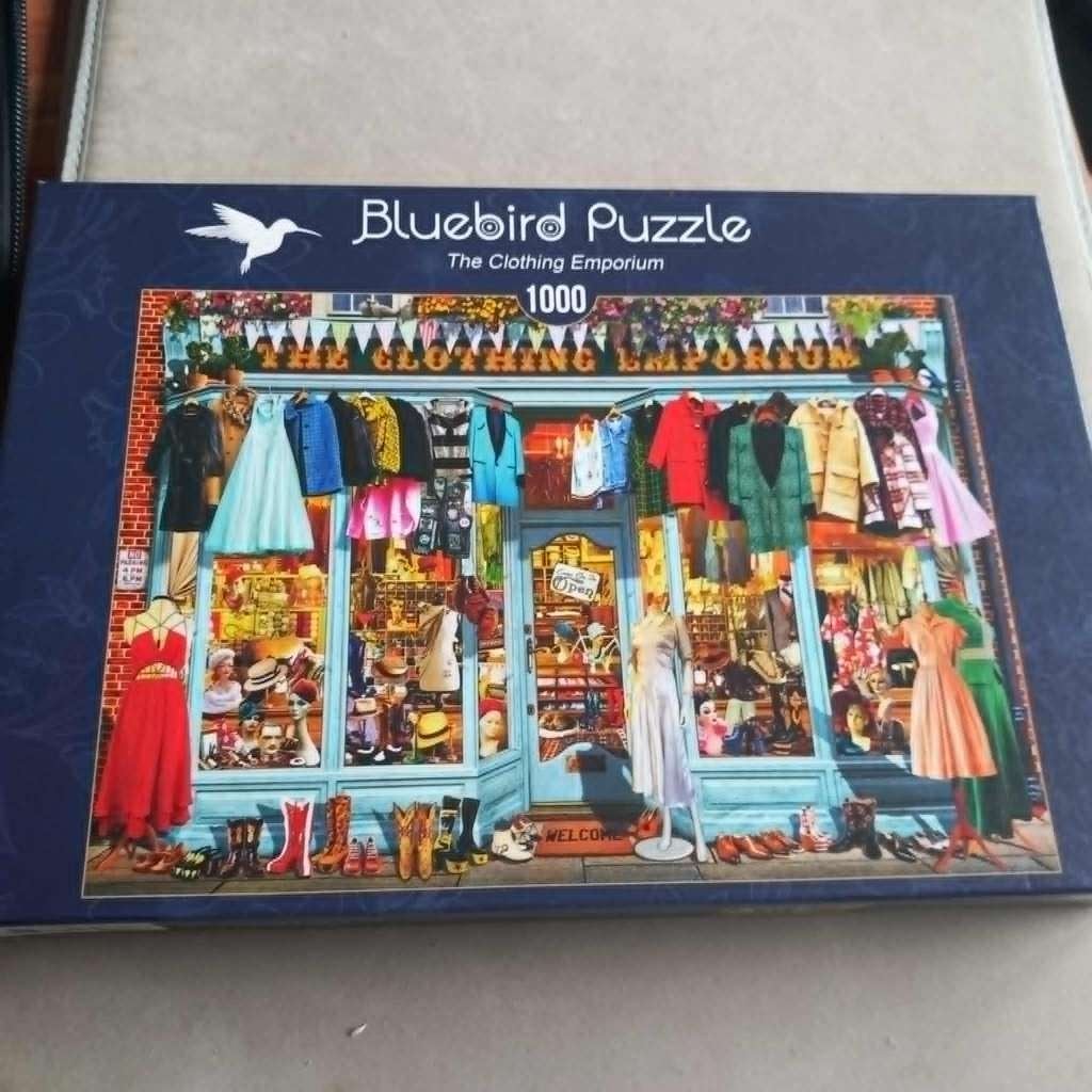 Blue Bird puzzel 1000 stukjes The clothing imperium, Ophalen of Verzenden, 500 t/m 1500 stukjes, Zo goed als nieuw, Legpuzzel