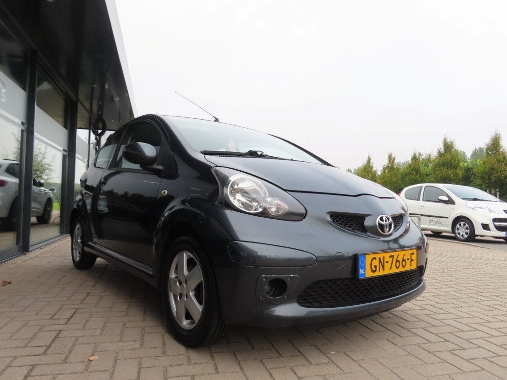 Toyota AYGO 1.0-12V + Elektrisch Pakket 14 Inch 2006, Voorwielaandrijving, Gebruikt, 4 stoelen, 68 pk