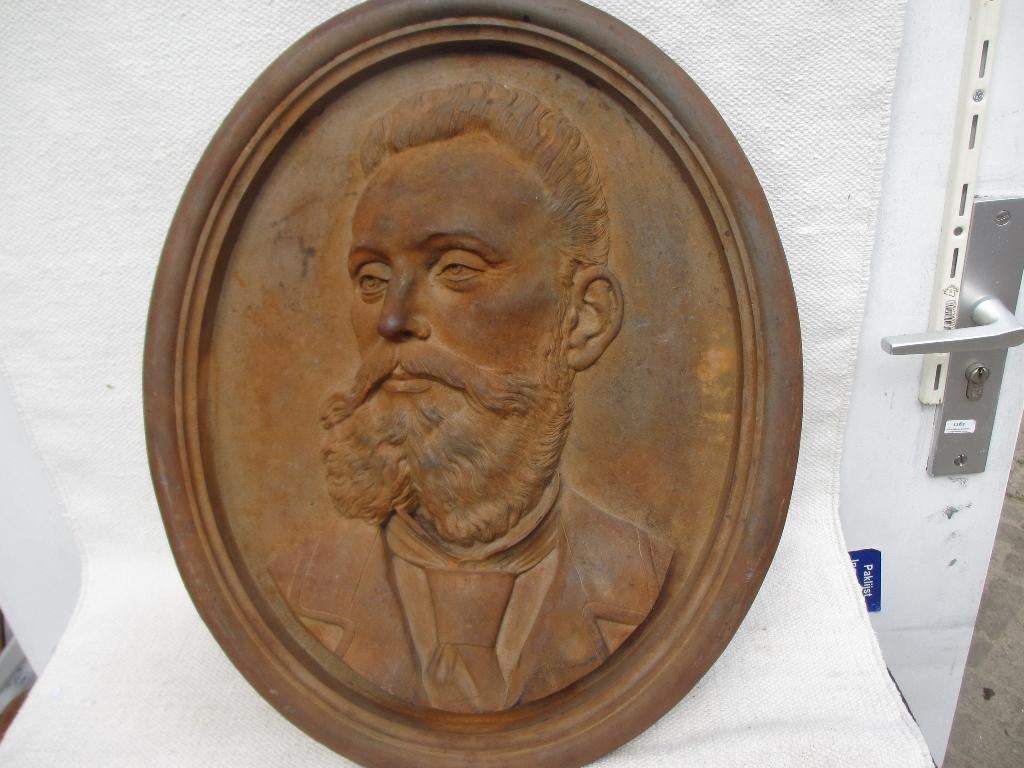 GROTE gietijzer wandplaquette / gedenkplaat, Antiek en Kunst, Ophalen of Verzenden