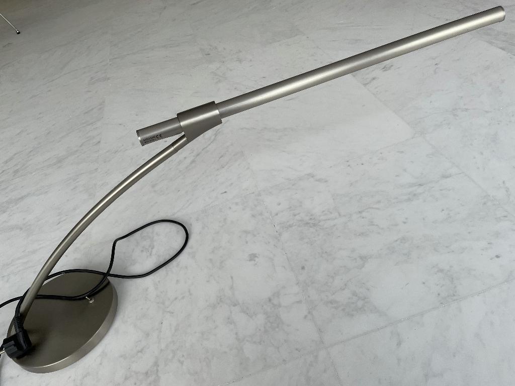 Vibia Spaghetti moderne bureaulamp, Huis en Inrichting, Lampen | Tafellampen, Ophalen of Verzenden, Zo goed als nieuw, Glas