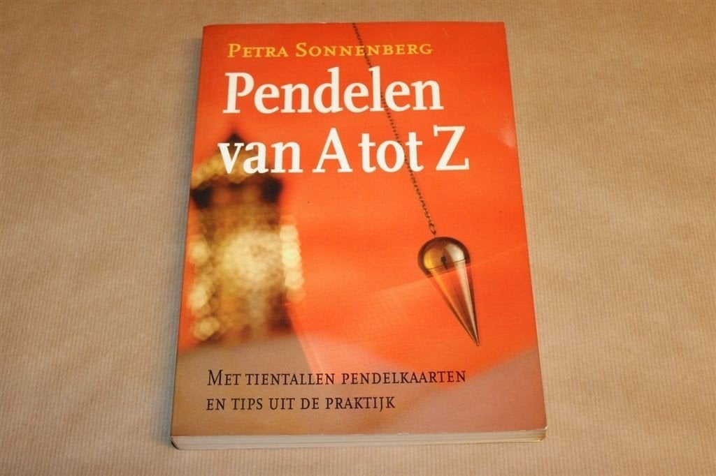 Pendelen van A tot Z - Petra Sonnenberg, Boeken, Ophalen of Verzenden, Zo goed als nieuw, Overige onderwerpen, Achtergrond en Informatie