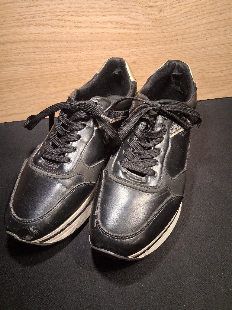 Dames Sneakers zwart wit Esprit 39, Zwart, Ophalen of Verzenden, Sneakers of Gympen, Gedragen