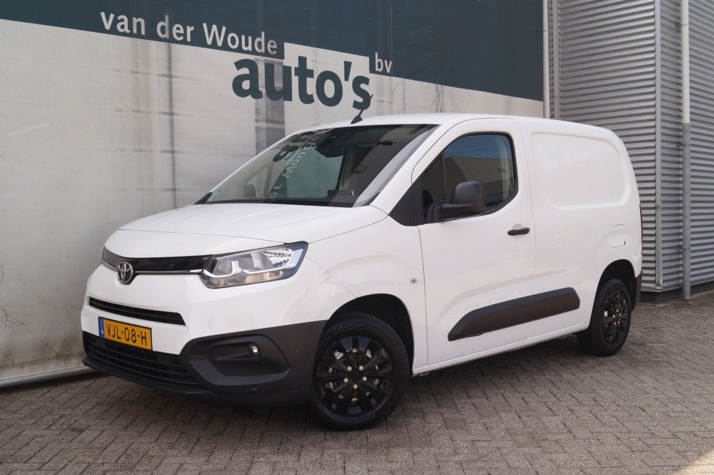 Toyota PROACE CITY 1.5 D-4D Professional -NAVI-3persoons-TRE, Auto's, Bestelauto's, Voorwielaandrijving, Dealer onderhouden, Stof