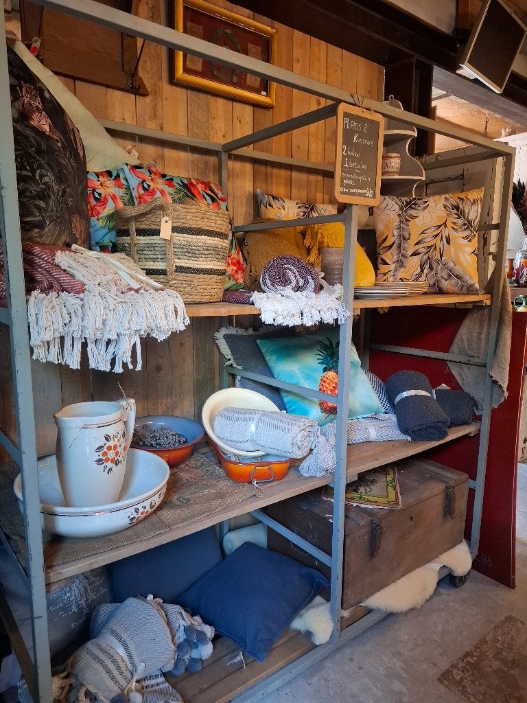 SALE: Alle kussens en plaids 1 + 1 gratis!, Overige kleuren, Met print, Diverse leveranciers, Vierkant