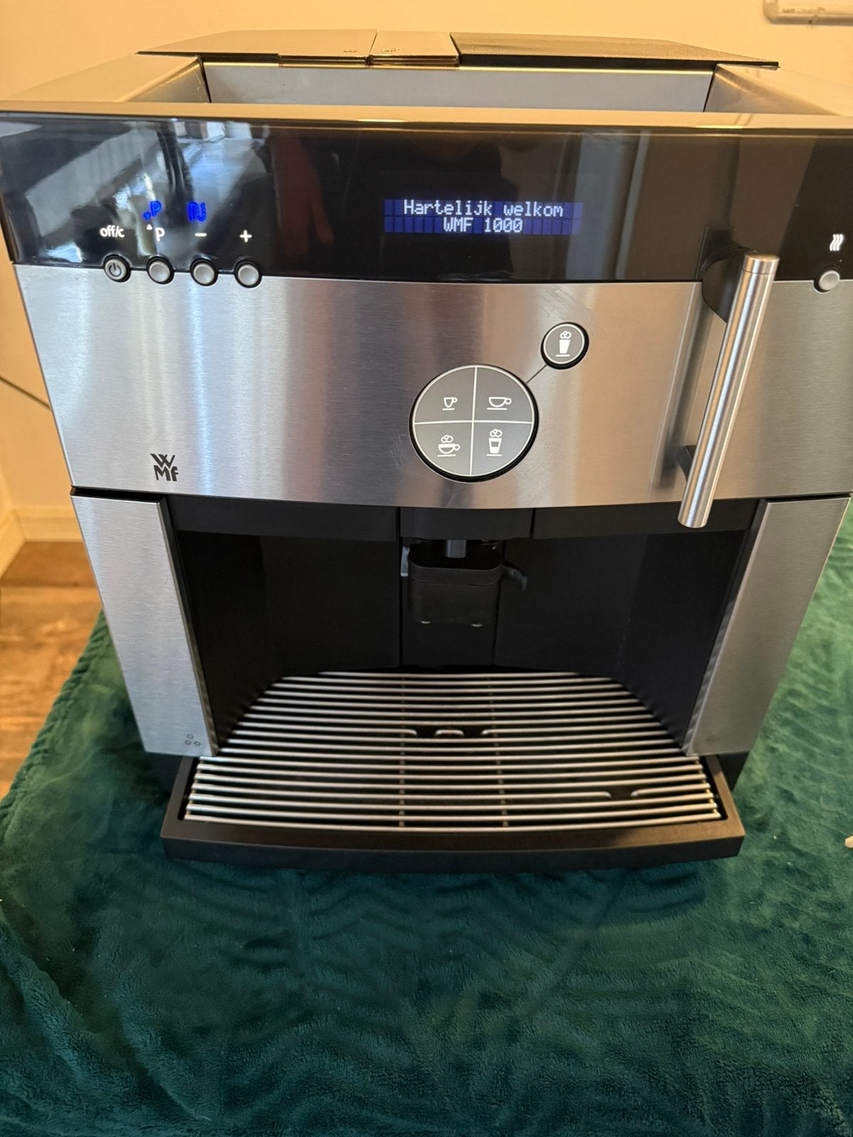 WMF 1000, 10 kopjes of meer, Ophalen, Zo goed als nieuw, Koffiemachine