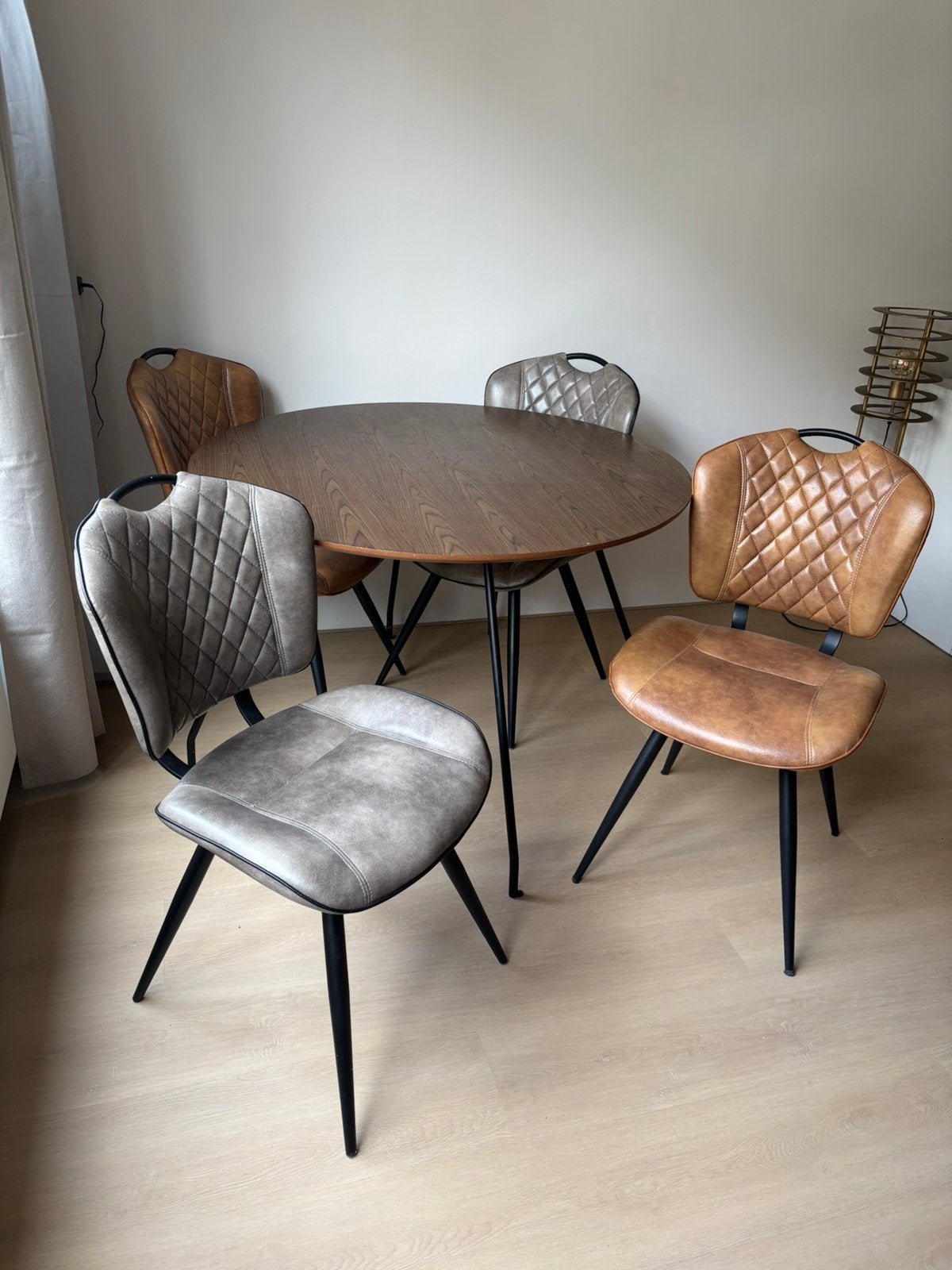 2x eettafel stoel grijs, Huis en Inrichting, Ophalen, Zo goed als nieuw, Grijs, Twee