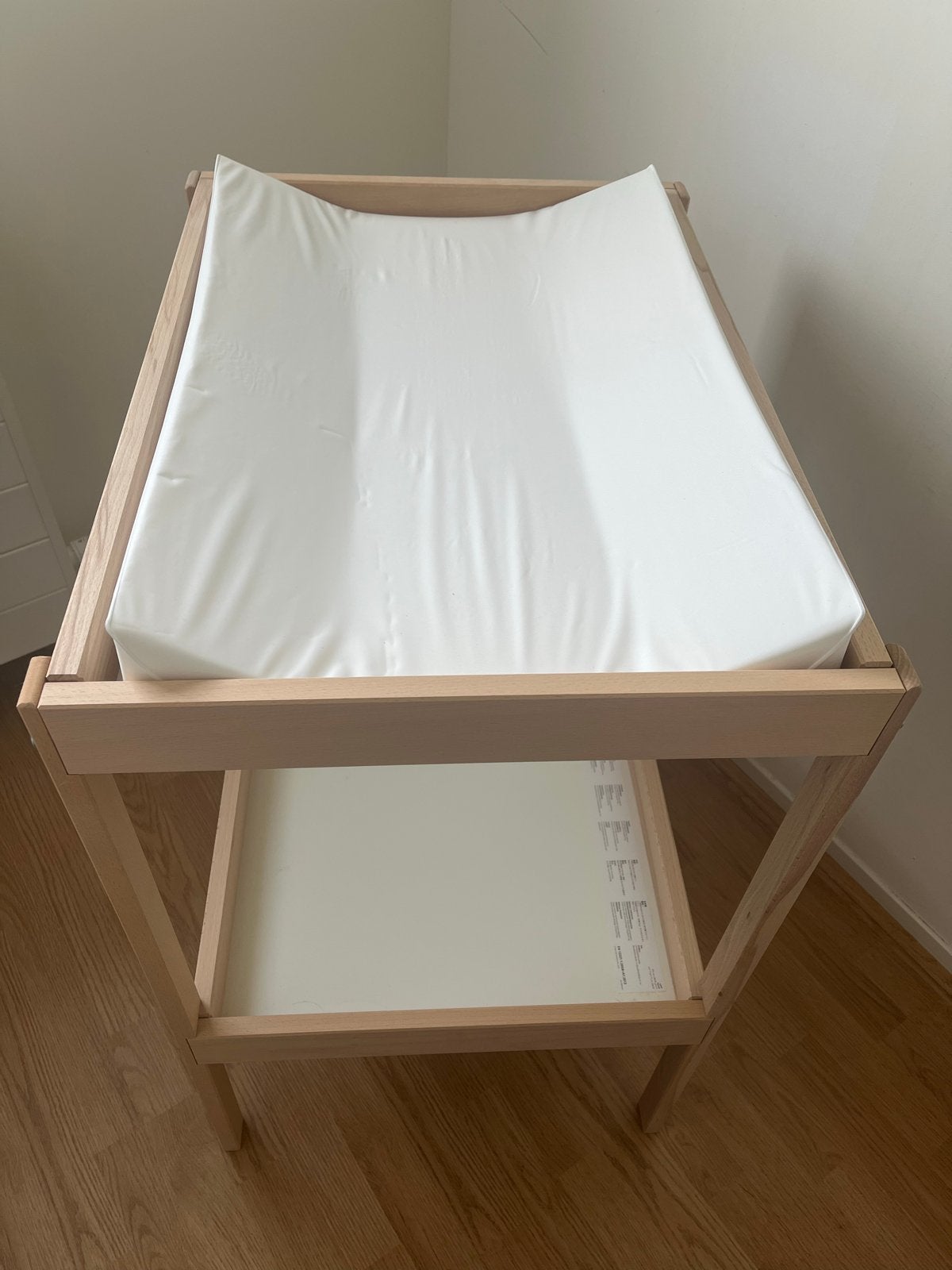 Houten Commode met Aankleedkussen - Zo goed als nieuw, Overige typen, Zo goed als nieuw, Standaard, Ophalen