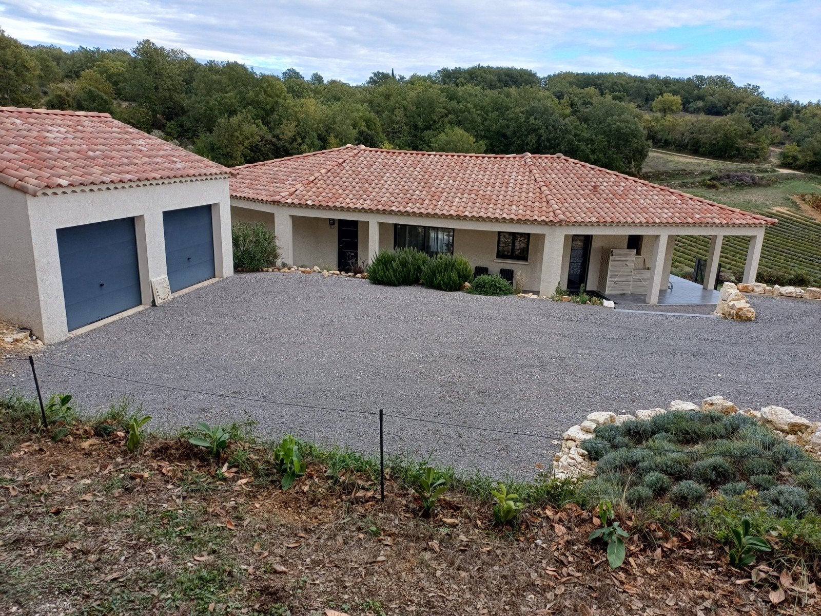 PRACHTIGE VILLA MET ZWEMBAD BIJ BARJAC Frankrijk, 96 m², Frankrijk, Woonhuis, Landelijk
