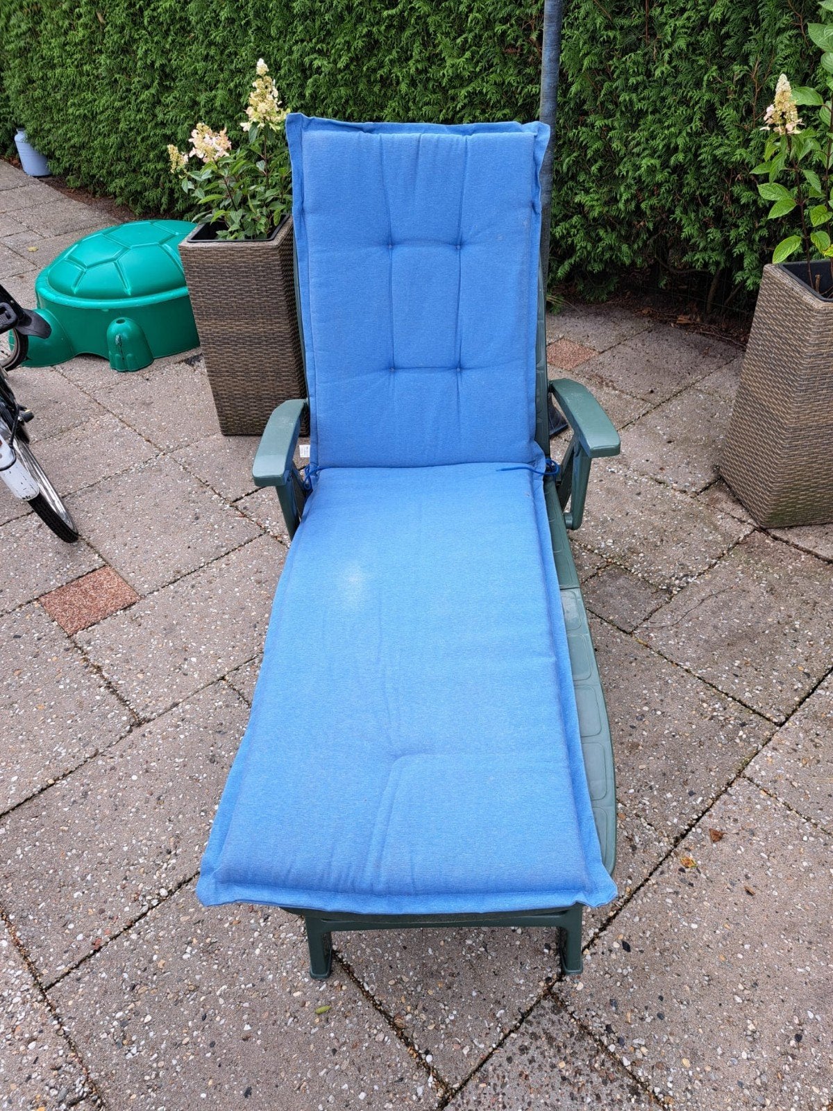 Ligstoel inclusief kussen - Verstelbaar en comfortabel, Tuin en Terras, Ophalen, Gebruikt, Kunststof, Verstelbaar