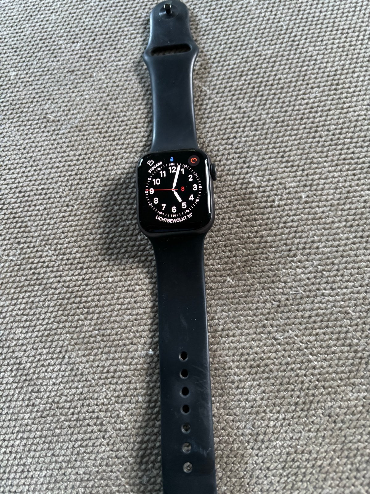 Apple Watch SE, eerste generstie.  nieuw, Hartslag, Zwart, IOS, Ophalen of Verzenden