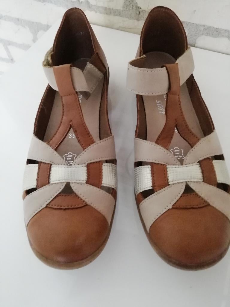 Sandalen maat 39, Verzenden, Beige, Sandalen of Muiltjes, Nieuw