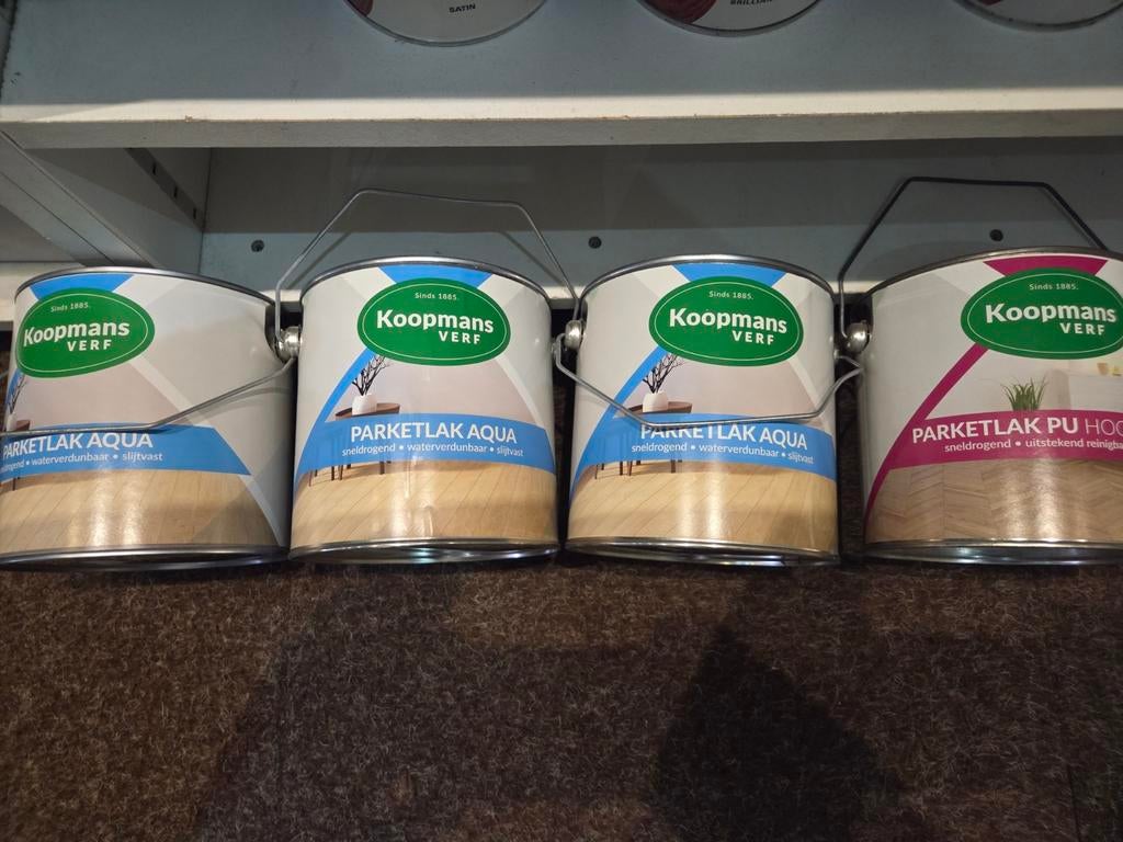 3 x 2.5 liter  tenco aqua parketlak 22.50. Per blk, Ophalen of Verzenden
