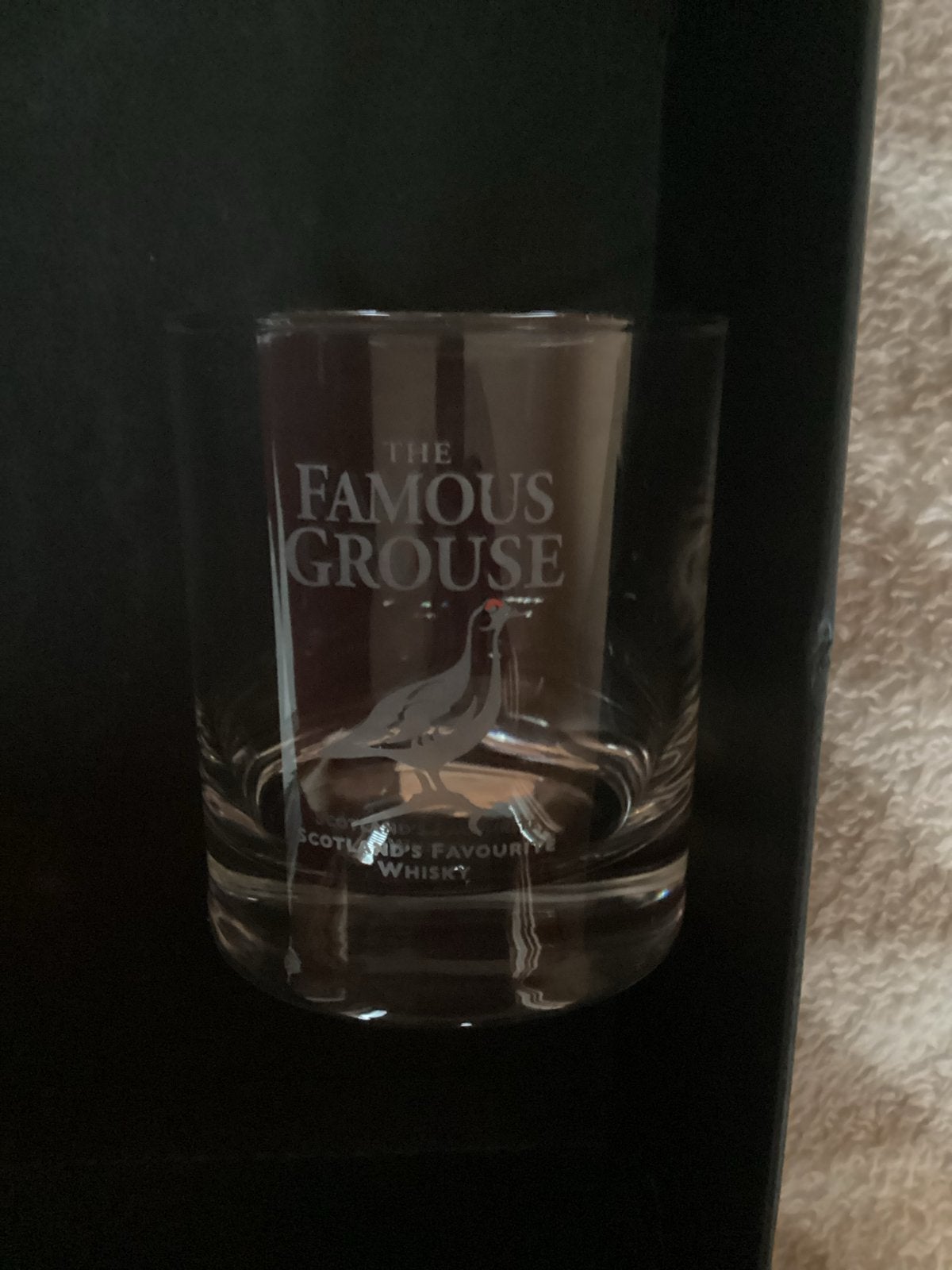 Whiskey Glas The Famous Grouse, Ophalen of Verzenden, Zo goed als nieuw, Borrel- of Shotglas