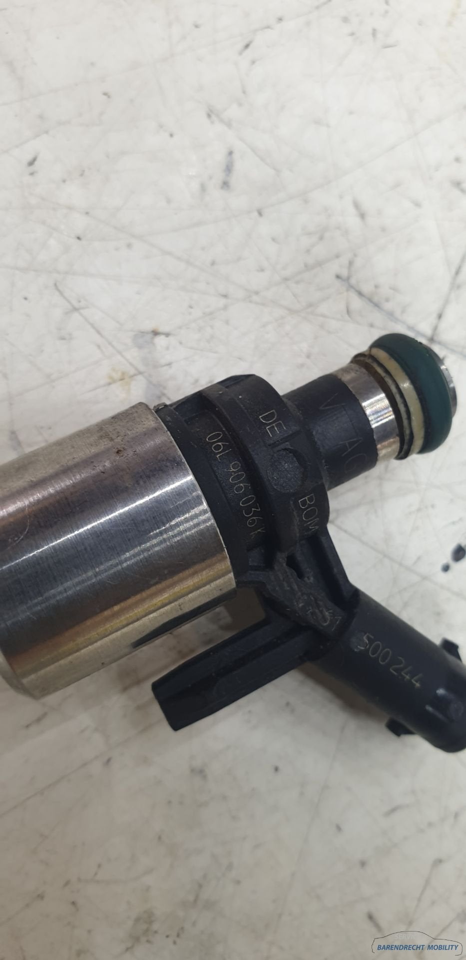 Benzine injector Audi A6 C7 2.0 TFSI 06L906036K origineel ge, Gebruikt, AUDI AG, Auto-Union-Strasse 1
85045  Ingolstadt, DE, Kundenbetreuung@audi.de