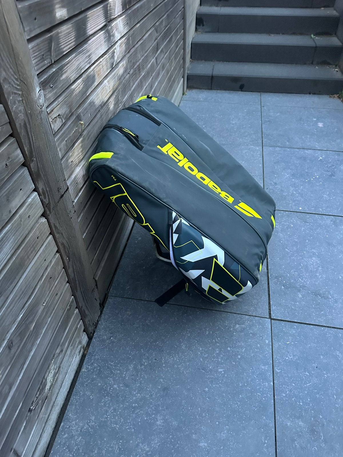 Babolat Tennistas - Grijs/Geel - Zo goed als nieuw, Sport en Fitness, Tennis, Zo goed als nieuw, Tas, Babolat, Ophalen