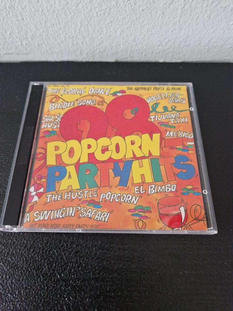 28 Popcorn Party Hits CD - Diverse Artiesten, Ophalen of Verzenden, 1980 - 1989, Gebruikt
