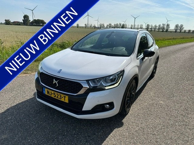 DS DS 4 Crossback 1.2 PureTech Chic Navigatie Trekhaak Enz, Auto's, DS, 12 maanden, Gebruikt, Euro 6, 1199 cc
