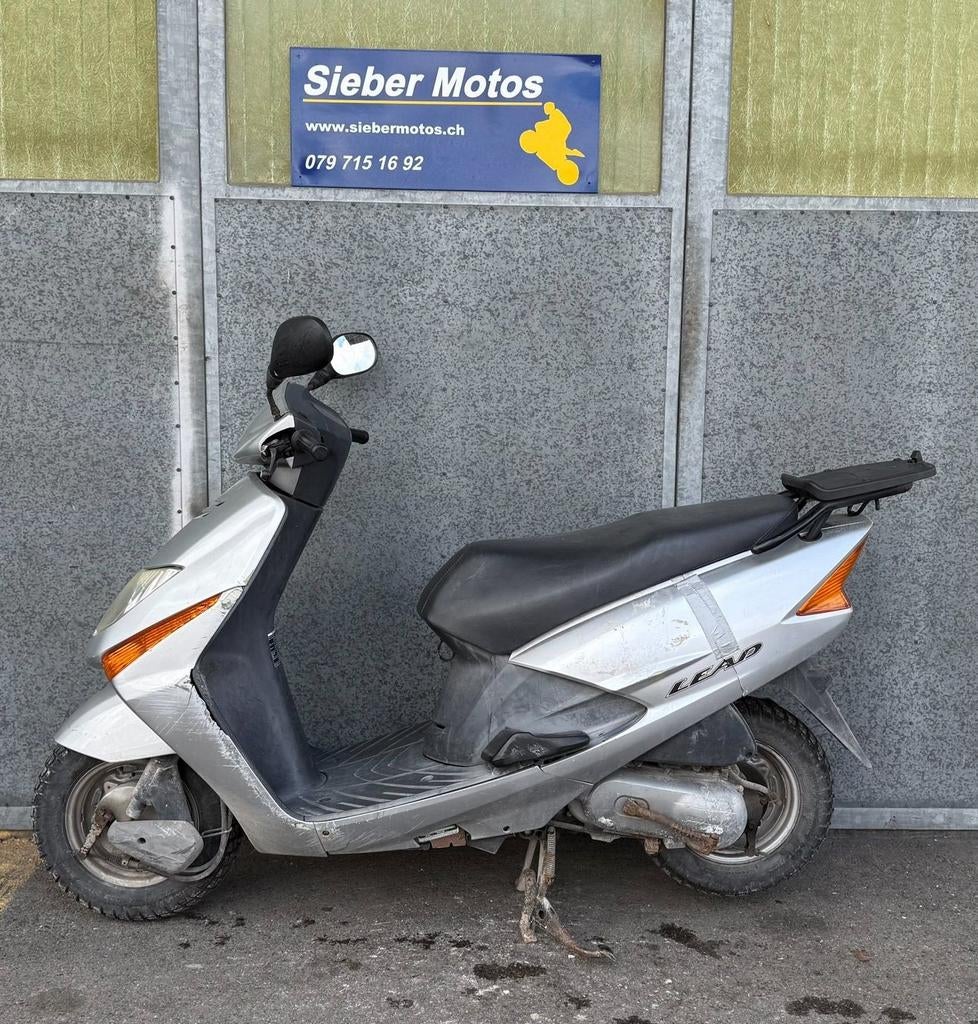 Honda lead scv 100 onderdelen gezocht, Ophalen of Verzenden