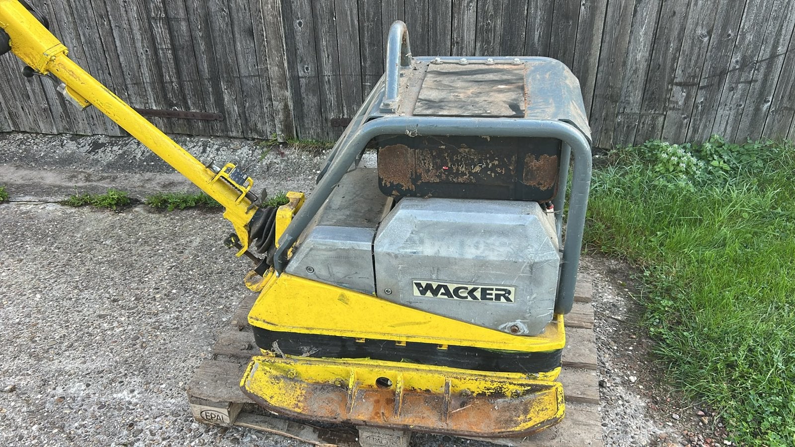 Wacker DPU 6055 trilplaat met Hatz dieselmotor, Ophalen, Gebruikt