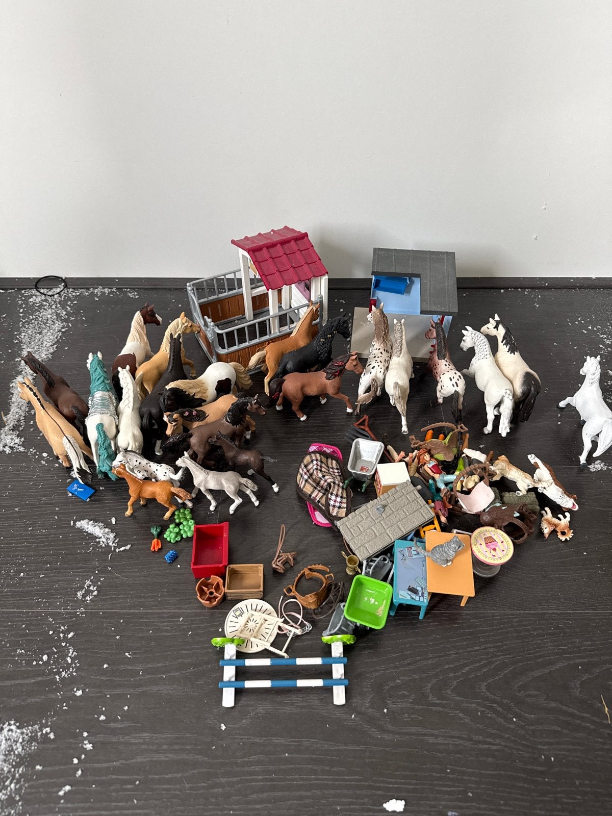 Grote Schleich paardencollectie met manege en 22 dieren, Ophalen, Gebruikt