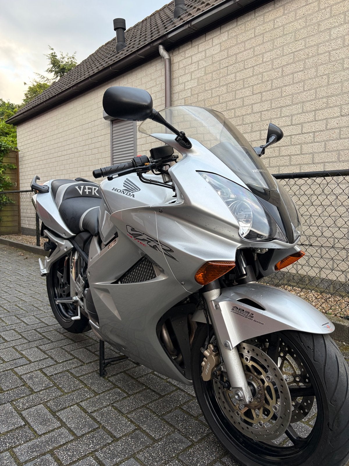 Honda VFR800 V-TEC 2004 - Sportieve Toermotor, Motoren, Motoren | Honda, Motorrijbewijs A, Gebruikt, Particulier, Meer dan 35 kW