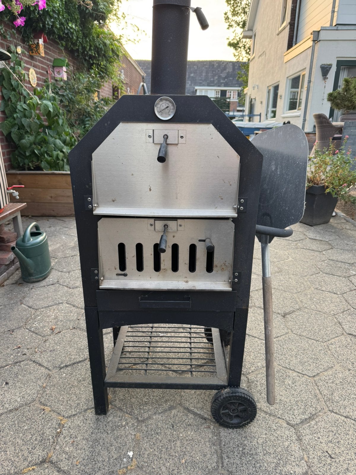 Pizza oven metaal zwart, Ophalen, Gebruikt