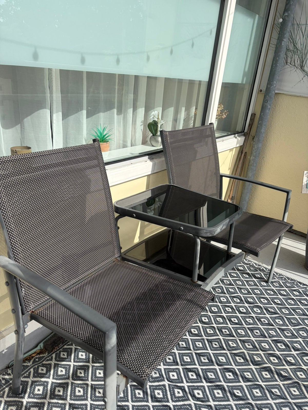 Tuin/balkon bankje (Graag dinsdag 8 sept ophalen!), Tuin en Terras, Tuinsets en Loungesets, Ophalen, Gebruikt, Bank, 2 zitplaatsen