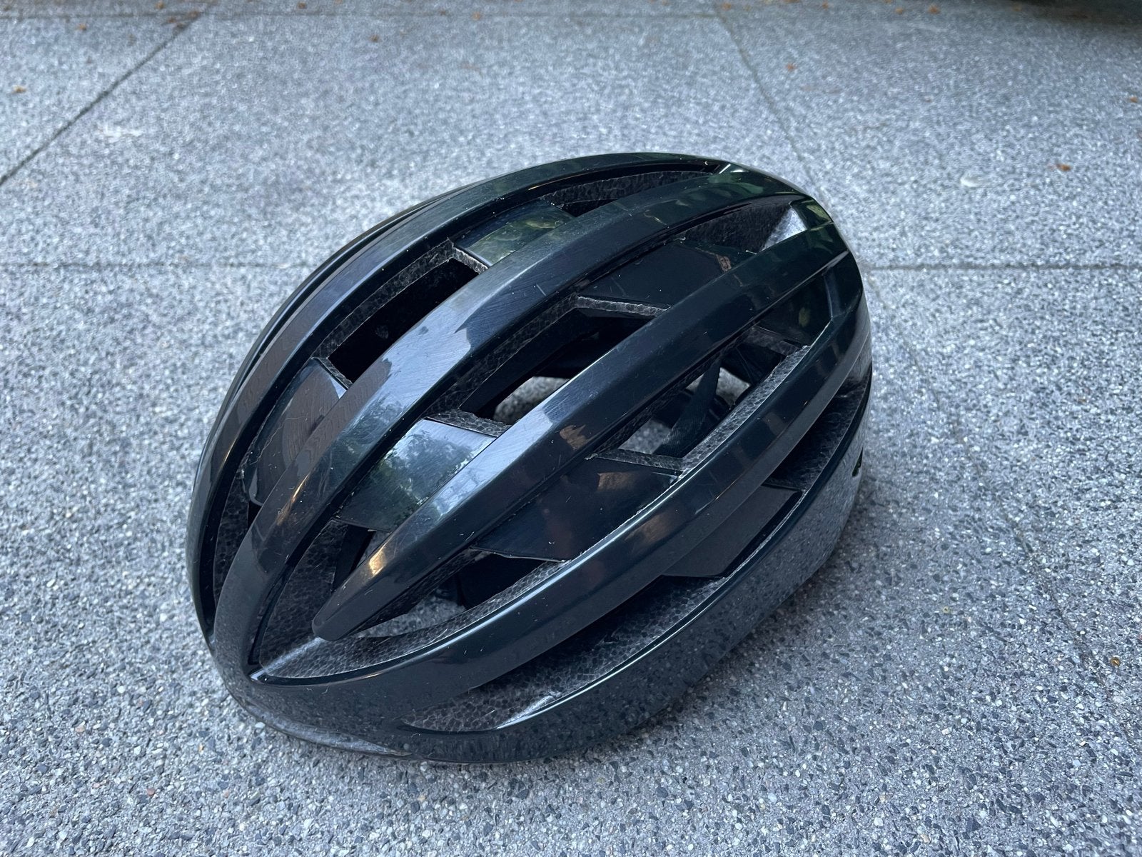 Agu subsonic helm, Fietsen en Brommers, Ophalen, Zo goed als nieuw, Overige maten, Heer of Dame