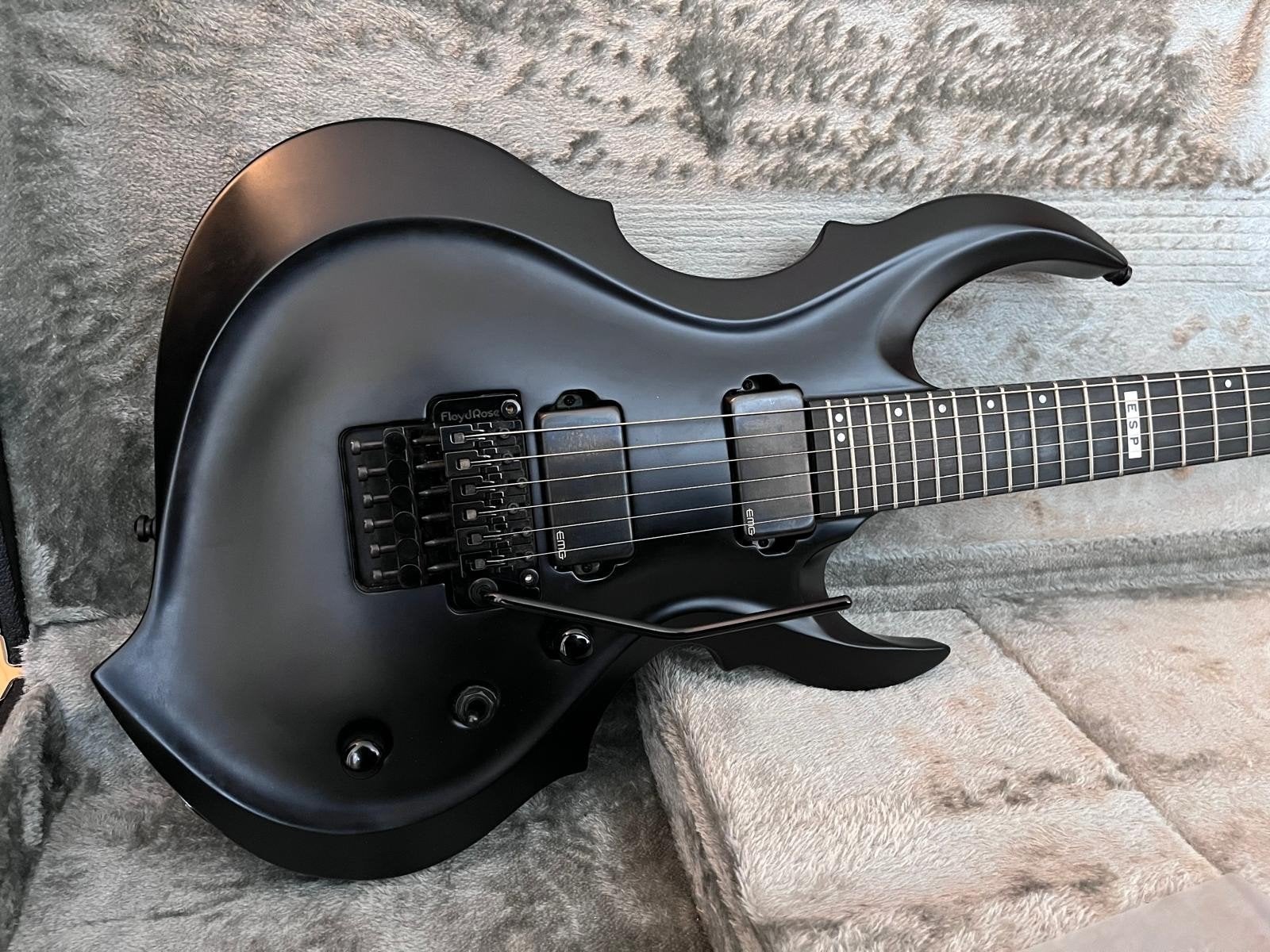 ESP EII FRX FR Matte Black, Muziek en Instrumenten, Ophalen of Verzenden, Zo goed als nieuw, Solid body