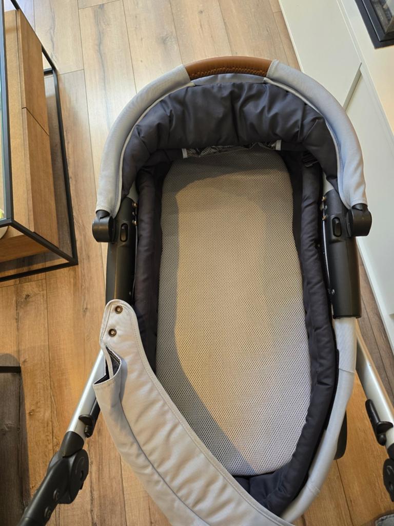 Complete kinderwagen met ligbak, zitgedeelte en accessoires, Gebruikt, Met autostoeltje, Combiwagen, Ophalen