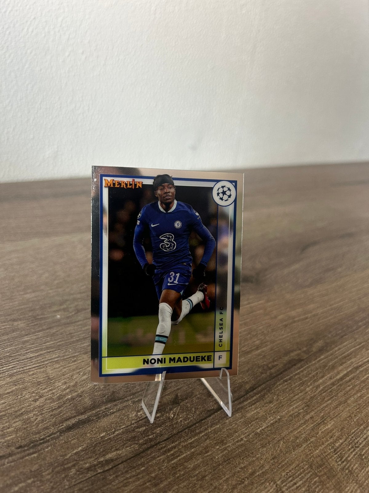 Noni Madueke 2022-23 Topps Merlin UCC Chrome #40 Chelsea FC, Ophalen of Verzenden, Zo goed als nieuw, Buitenlandse clubs, Poster, Plaatje of Sticker