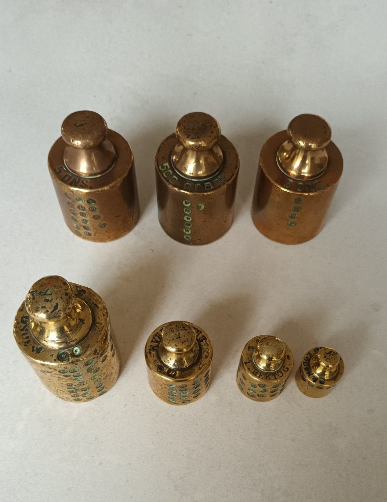 7 stuks  MESSING KNOPGEWICHTEN, Ophalen, Koper