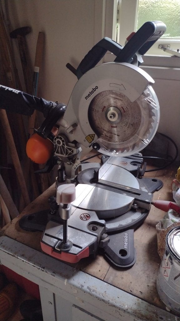 Metabo Lasercut afkortzaag KS126 M, Ophalen, Zo goed als nieuw, METABO, Afkortzaag