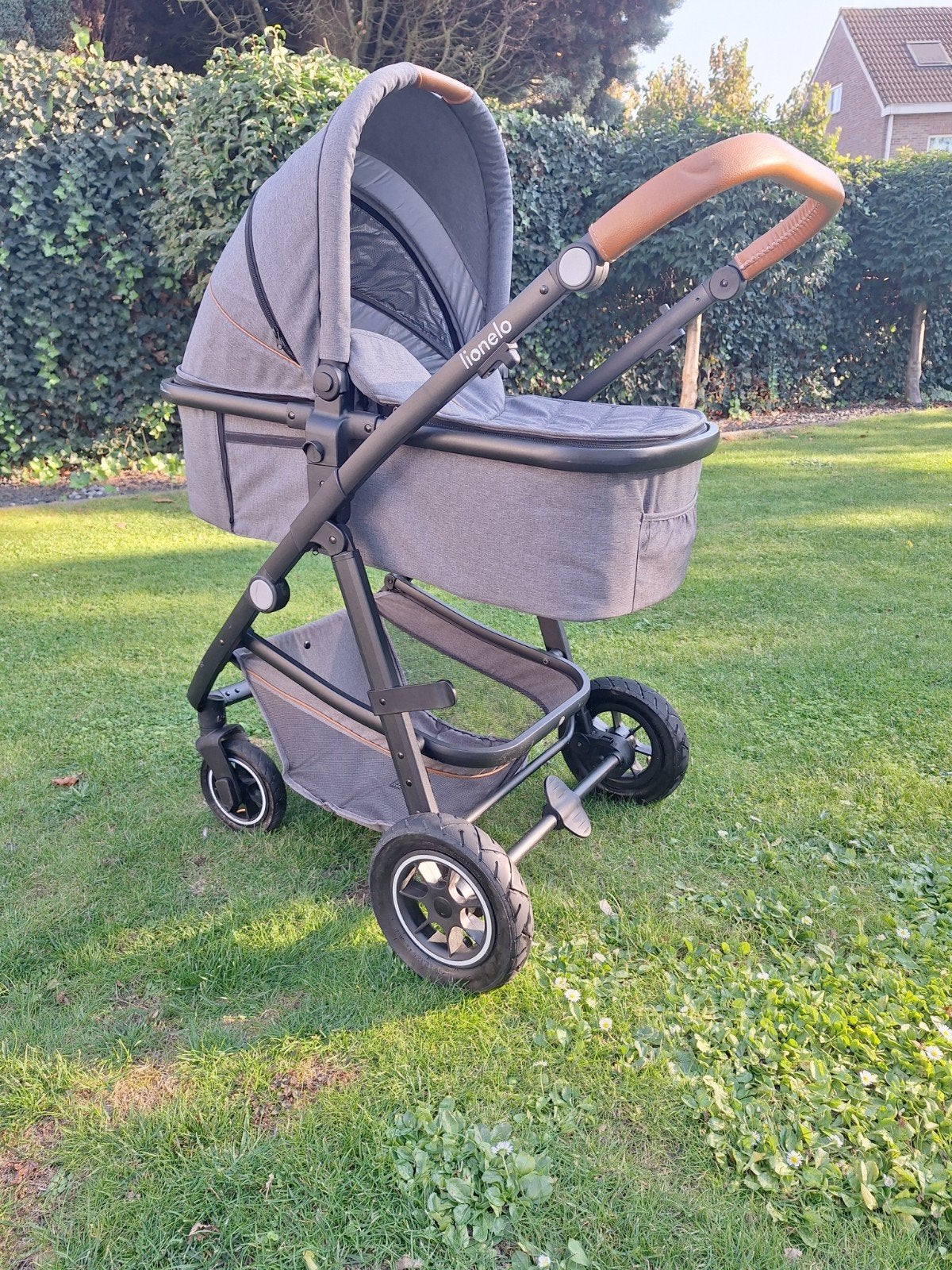 Complete kinderwagen set incl. 2 autostoeltjes en isofix, Gebruikt, Luchtbanden, Ophalen, Kinderwagen