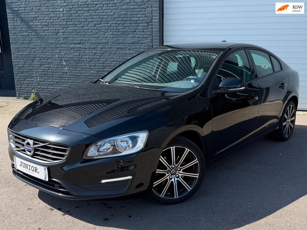 Volvo S60 2.0 T3 Momentum BLIS/STOEL/STUURVERWARMING/KEYLES, Auto's, Volvo, Bedrijf, Te koop, S60, ABS, Airbags, Airconditioning