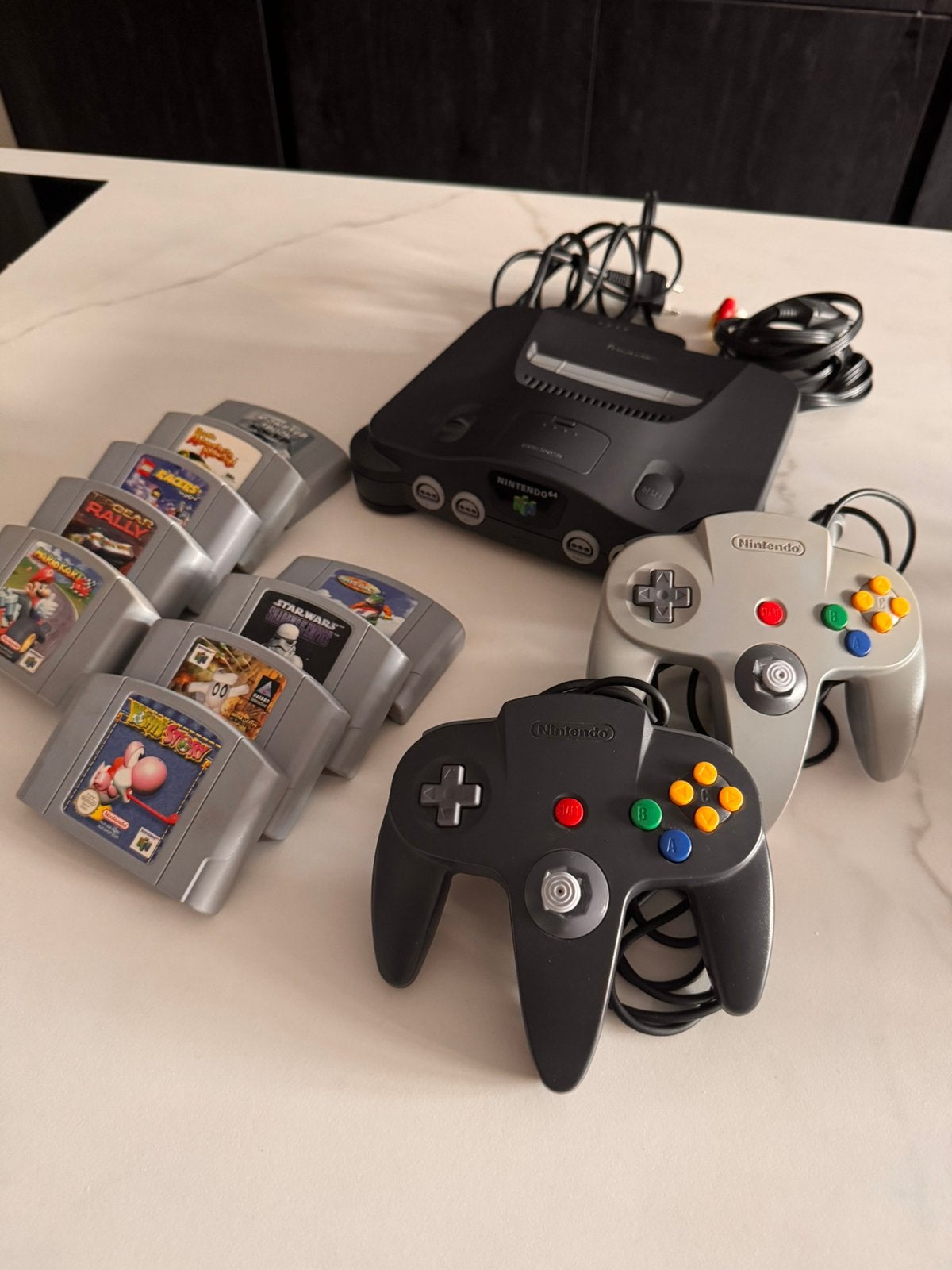 Nintendo 64 compleet - 2 controllers en 9 spellen, Ophalen, Gebruikt, Met 2 controllers, Met games
