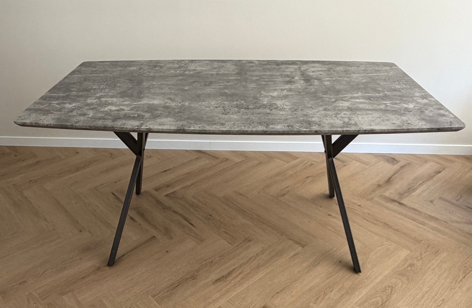 Eettafel, Huis en Inrichting, Tafels | Eettafels, Ophalen, 50 tot 100 cm, Zo goed als nieuw, 150 tot 200 cm