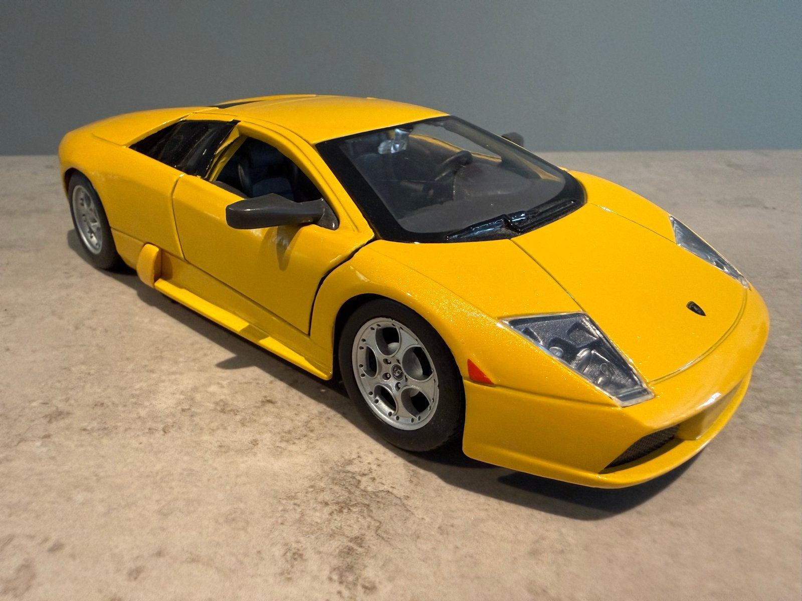 Maisto Lamborghini Murciélago 1:24 Geel Modelauto, Ophalen of Verzenden, Zo goed als nieuw, Auto, Maisto