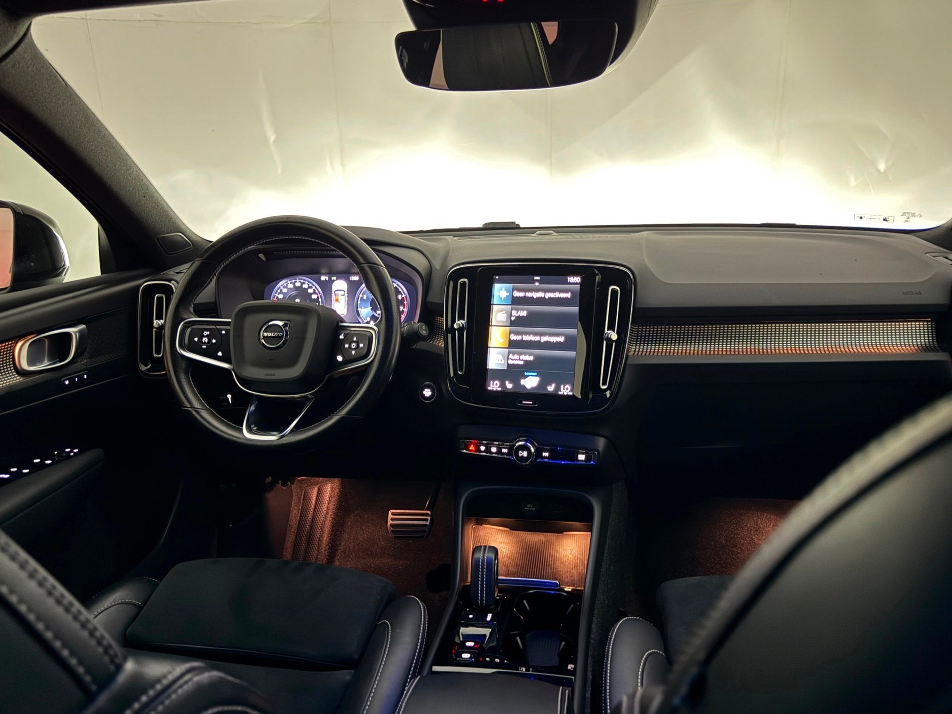 Volvo XC40 1.5 T3 AUT Inscription / Pilot Assist / Memory /, Auto's, 1525 kg, Gebruikt, Automatische klimaatregeling, 14 km/l