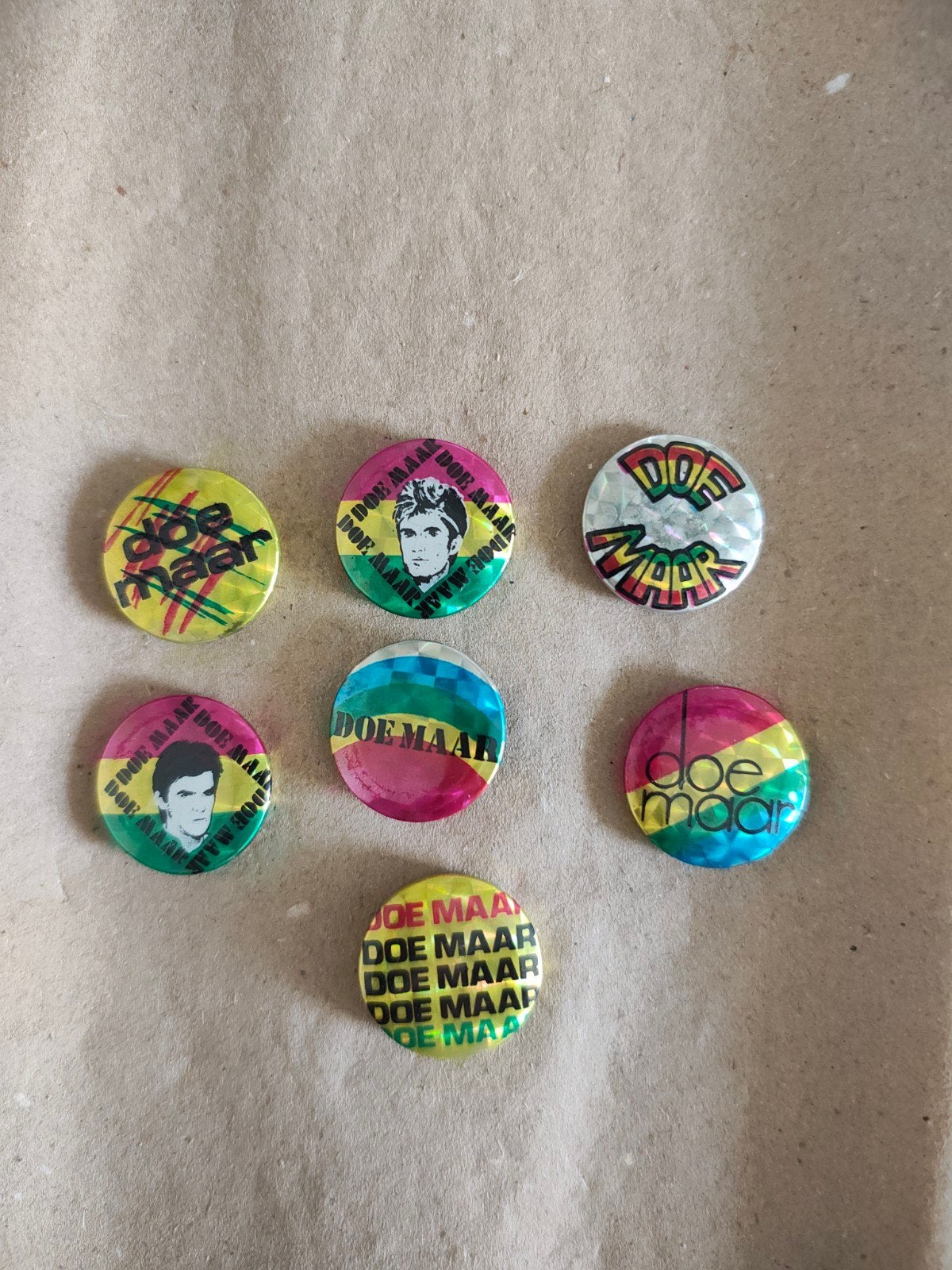 Vintage Doe Maar Speldjes - Jaren '80 Collectie, Verzamelen, Speldjes, Pins en Buttons, Gebruikt, Speldje of Pin, Overige onderwerpen