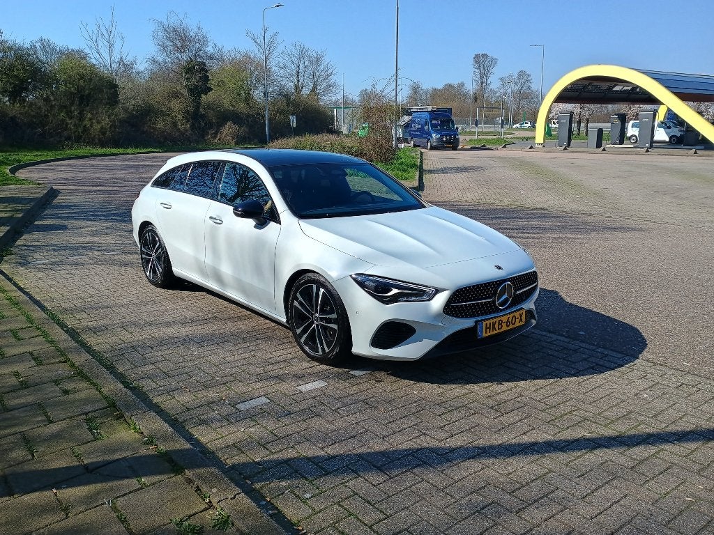 Mercedes-Benz CLA-klasse Shooting Brake 200 Luxury Line, Auto's, CLA, 4 cilinders, Origineel Nederlands, Stationwagon