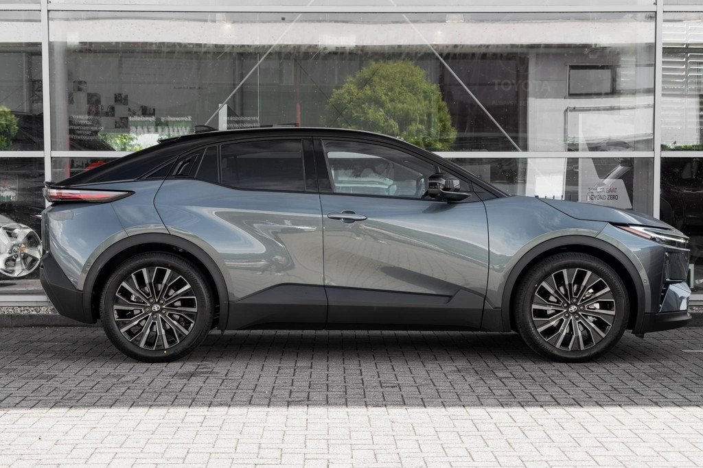 Toyota C-HR+ Executive AWD 77 kWh, Auto's, Automaat, Gebruikt, Overige modellen, Vierwielaandrijving