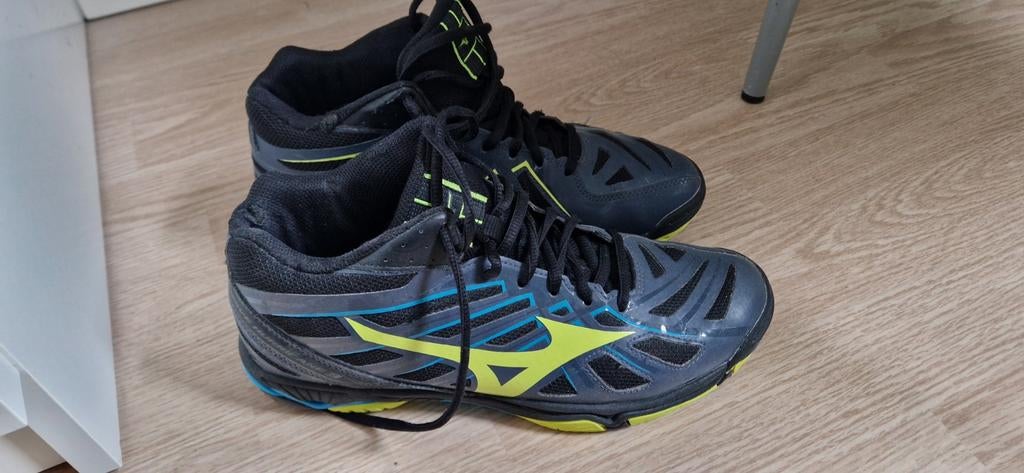 Mizuno Wave Hurricane 3 Maat 40 Zaalschoenen Korfbalschoenen, Ophalen of Verzenden, Gebruikt, Schoenen