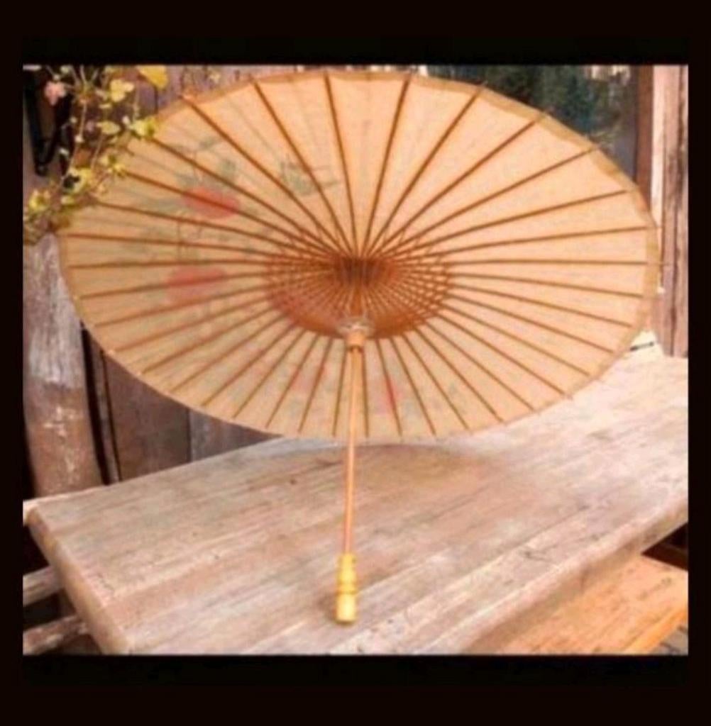 Oude Chinese parasol van papier en hout, Ophalen of Verzenden