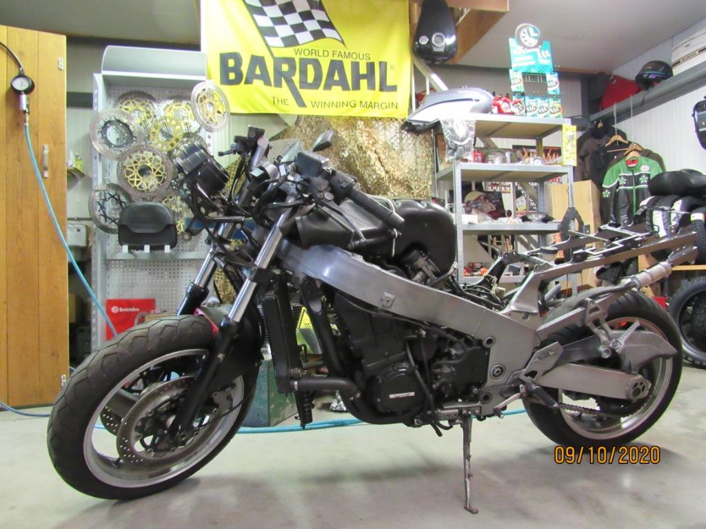 Op zoek naar ZZR1100 C-model delen? ZZR 1100 C '90-'92 ZZR, Ophalen of Verzenden, Gebruikt