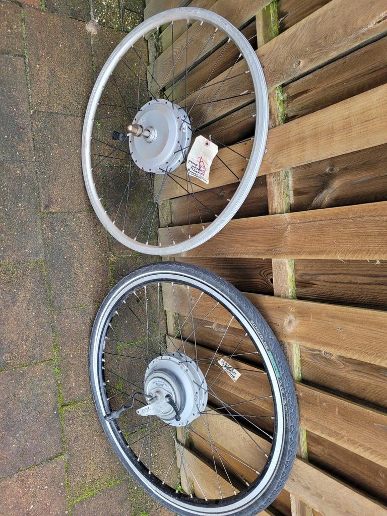 E bike achterwiel XHP sparta batavus 24 volt trek 36 volt a, Fietsen en Brommers, Fietsonderdelen, Ophalen of Verzenden, Zo goed als nieuw