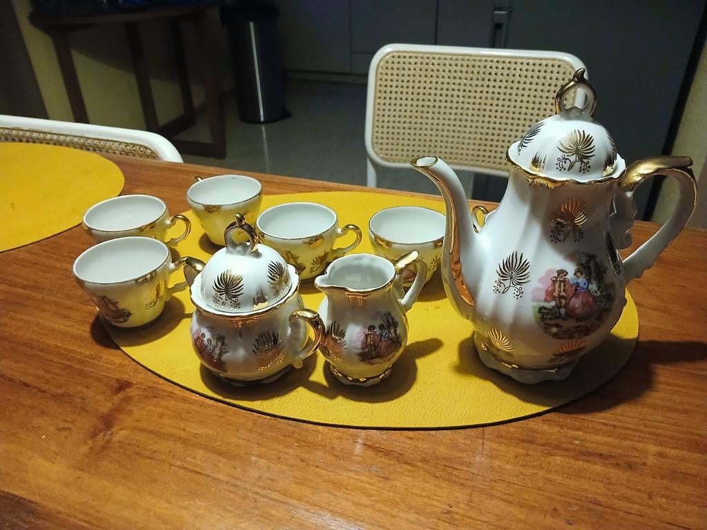 Krone koffiekan, suikerpot en melkkannetje en 6 kopjes, Overige typen, Ophalen of Verzenden, Zo goed als nieuw, Overige stijlen